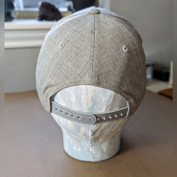 E=MC² (?) Hat - Picture 4 of 7